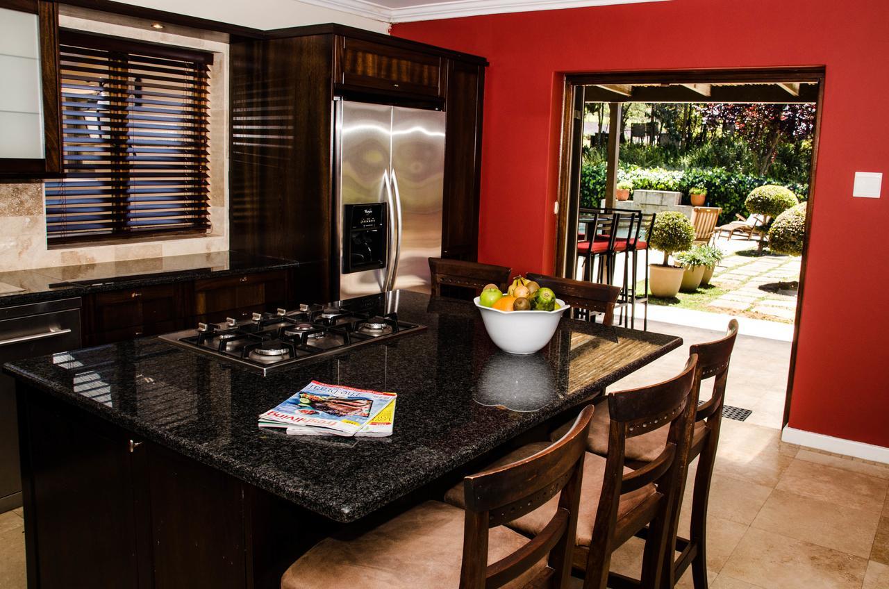 Lavinia Lifestyle Villa สเตลเลนบอช ภายนอก รูปภาพ