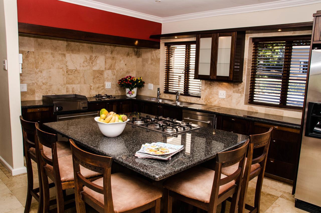 Lavinia Lifestyle Villa สเตลเลนบอช ภายนอก รูปภาพ
